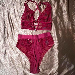 Elegant Lace Burgundy Bra